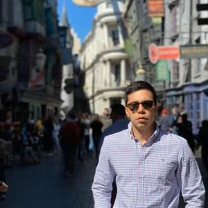 Meet your Posher, Daniel